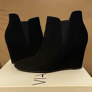 Via Spiga V-Kenzie Black 6.5